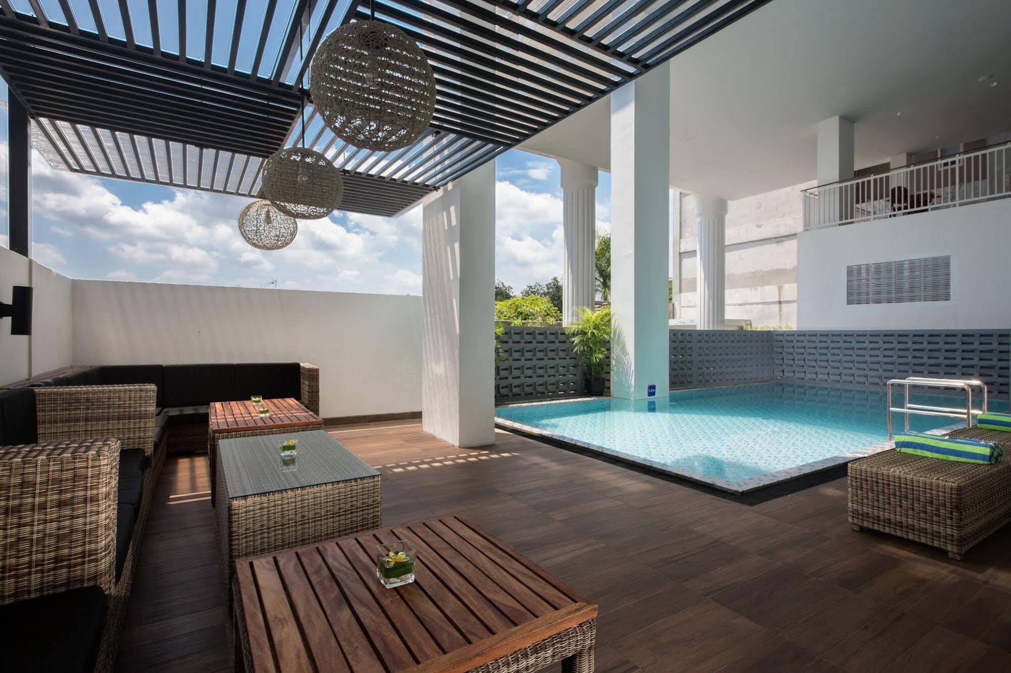 Khas Tugu Hotel Джокьякарта Экстерьер фото