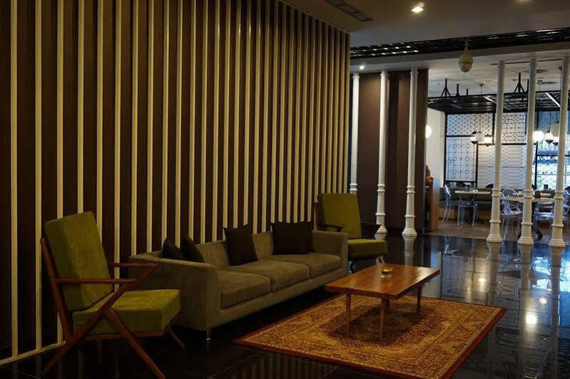 Khas Tugu Hotel Джокьякарта Экстерьер фото