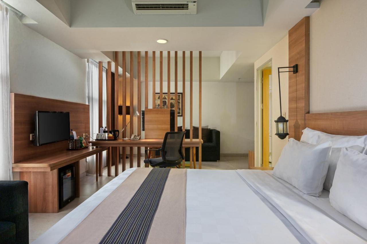 Khas Tugu Hotel Джокьякарта Экстерьер фото